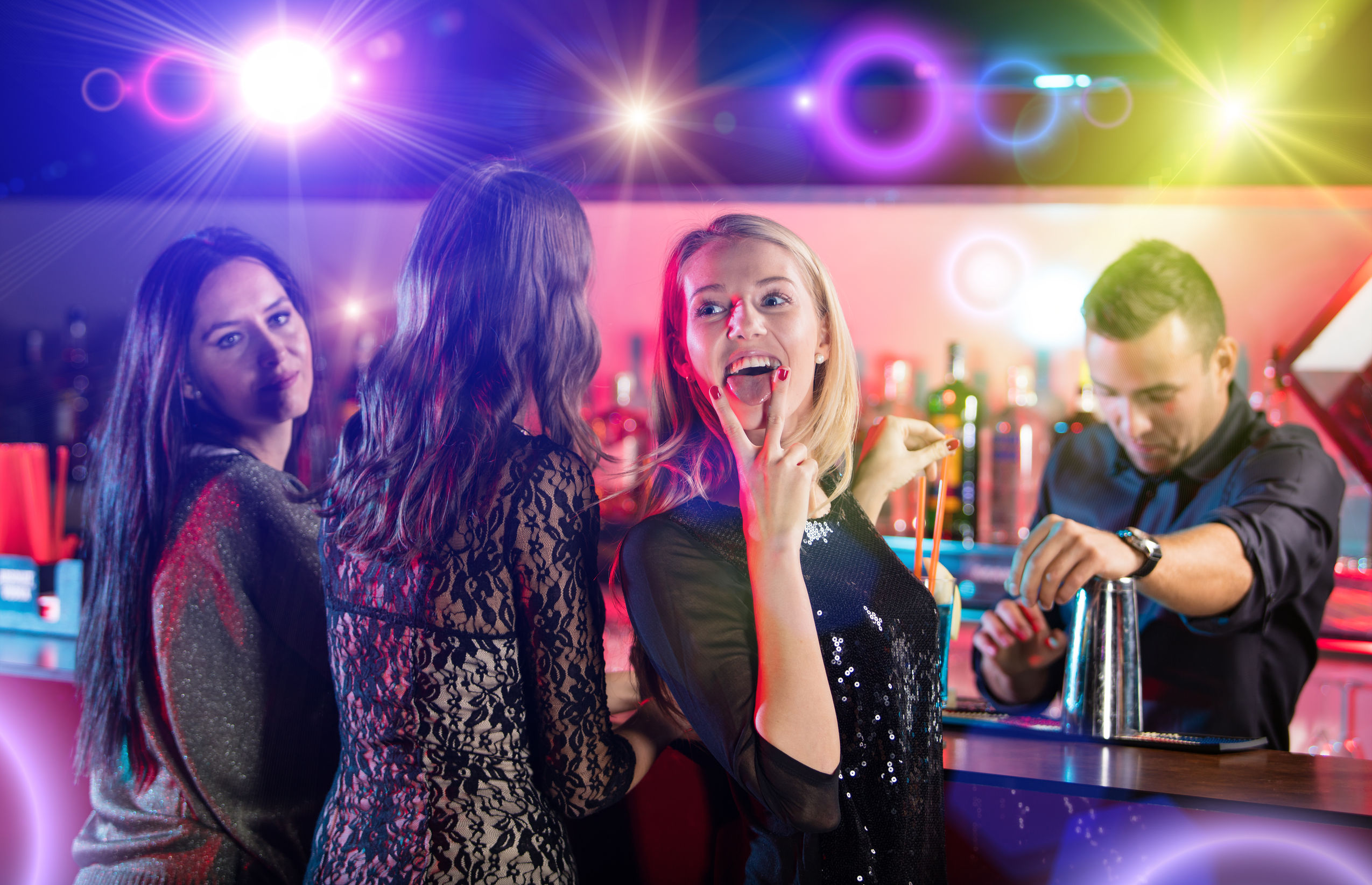 Preço diferente na balada para homens e mulheres: pode ou não pode?