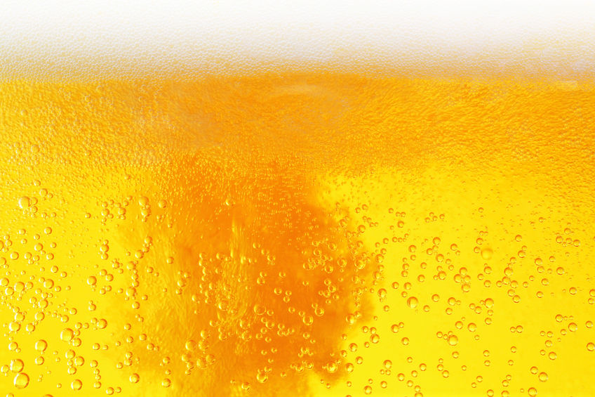 Quanto o brasileiro gasta em cerveja?