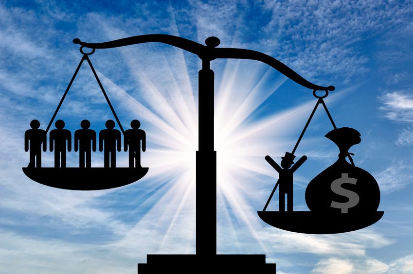 Bolsa Família ou renda mínima universal: qual o melhor programa?