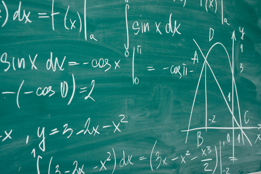 Por que professores corrigem provas?